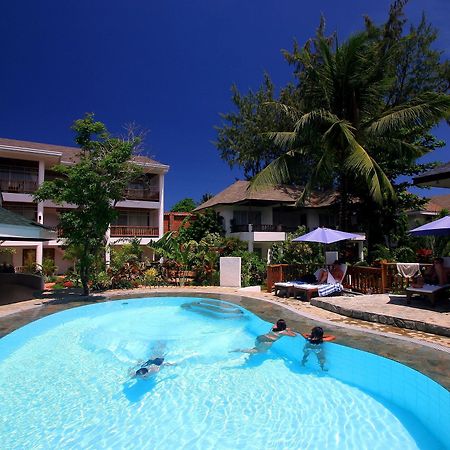 Pinjalo Resort Manoc-Manoc Exterior photo