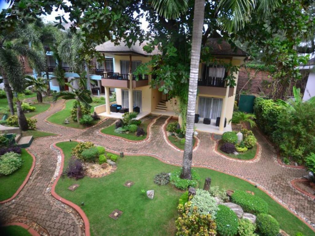Pinjalo Resort Manoc-Manoc Exterior photo