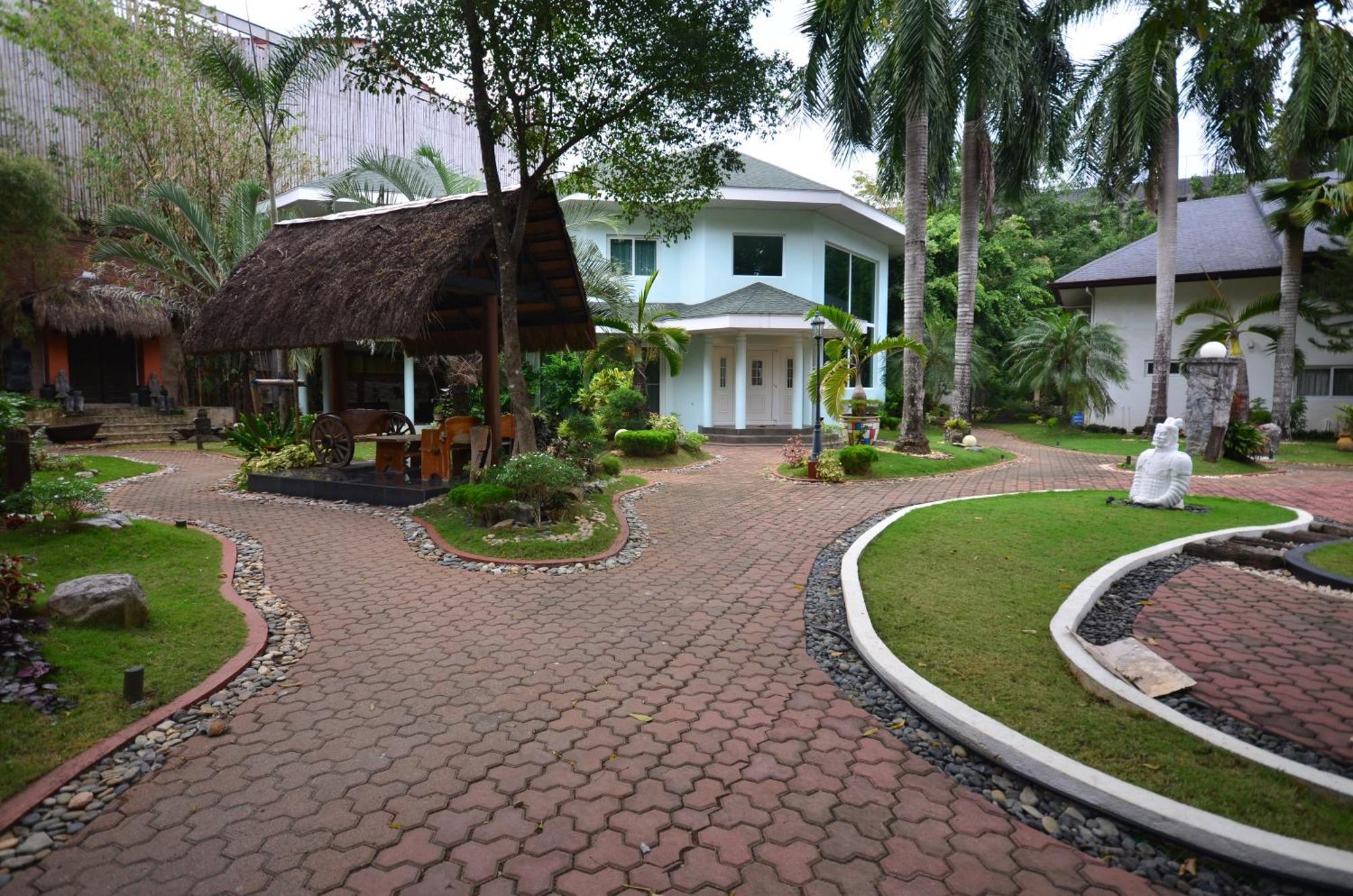 Pinjalo Resort Manoc-Manoc Exterior photo