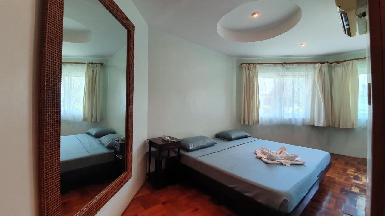 Pinjalo Resort Manoc-Manoc Exterior photo