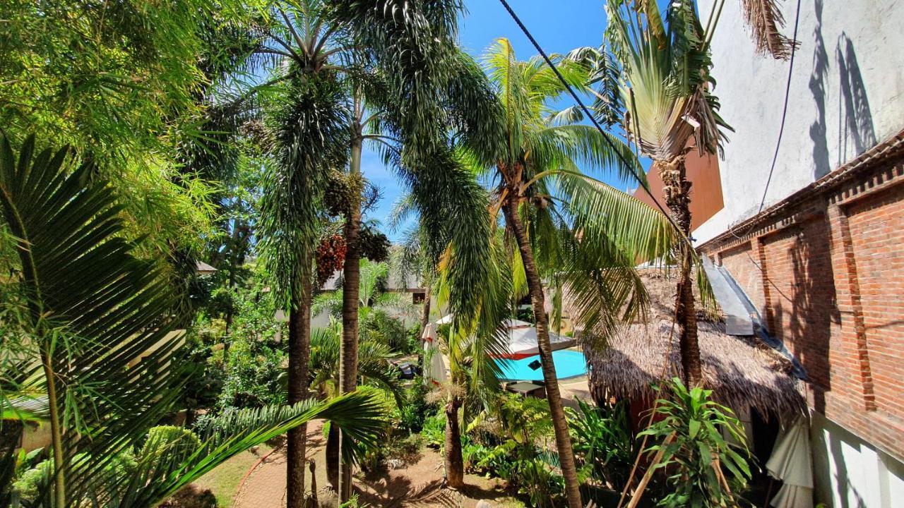 Pinjalo Resort Manoc-Manoc Exterior photo